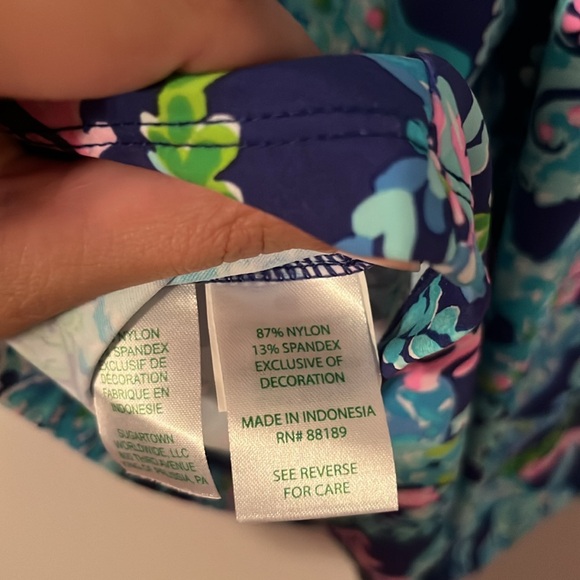 Lilly Pulitzer Johana Coverup - Picture 7 of 8